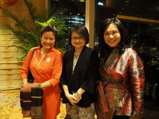 CG with Vice-Chairperson of SA Ms Hellen Teo and Exco Member of SA Ms Adeline Lee