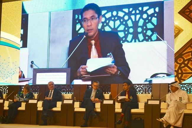 Senior Minister of State, Ministry of Defence and Ministry of Foreign Affairs Dr Mohamad Maliki Osman speaking at the 16th Doha Forum’s first Plenary Session on ‘Security’
